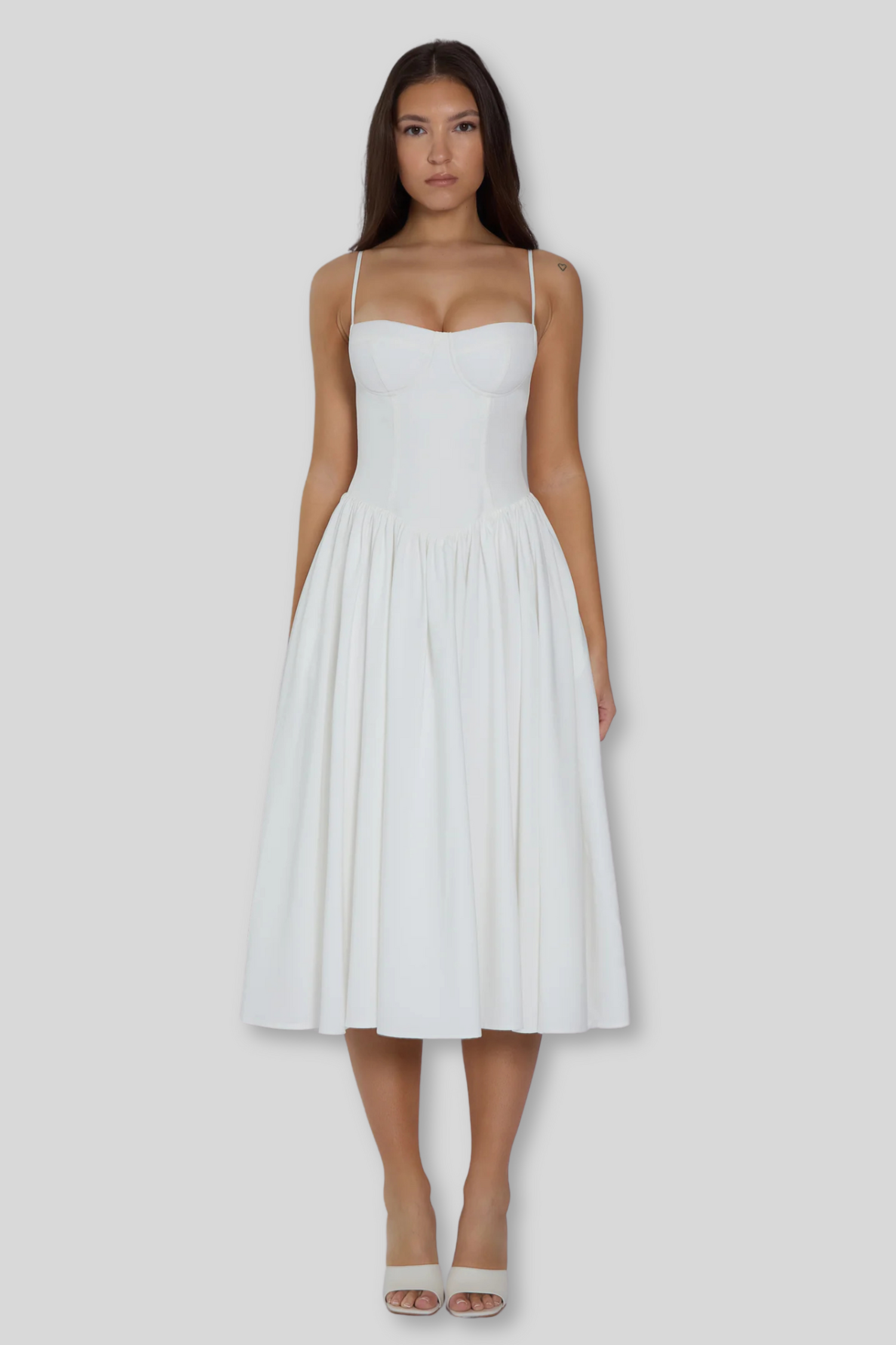 Muse Avenue Midi Midi Dress
